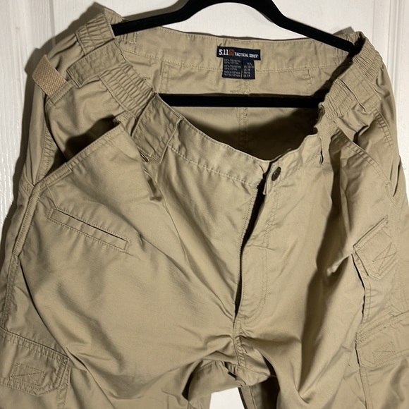 Women's 5.11 Tactical Cargo Pants Size 38 Regular 30 Inseam - Picture 2 of 7